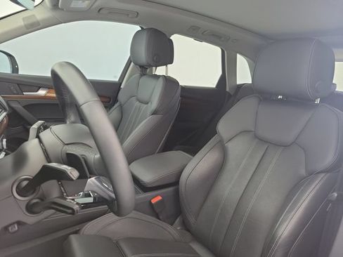 Used 2023 Audi Q5 2.0T Premium Plus w/ Premium Plus Package AWD/4WD image 19