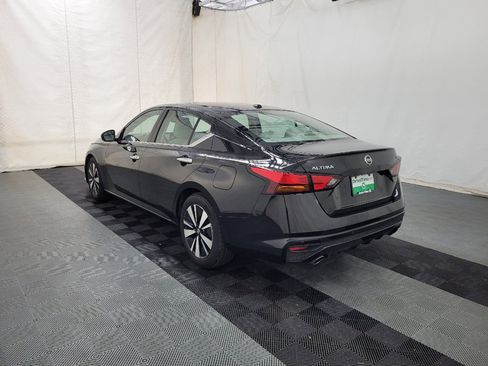 Used 2020 Nissan Altima 2.5 SV FWD image 5