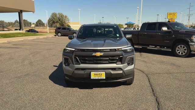 Used 2024 Chevrolet Colorado LT w/ LT Convenience Package III AWD/4WD image 3