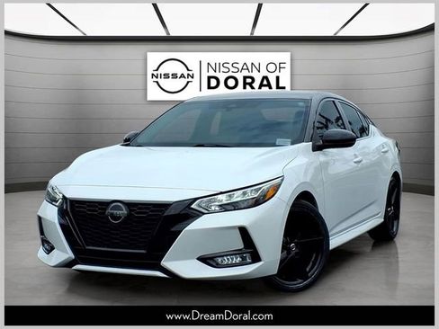 Used 2022 Nissan Sentra SR w/ Midnight Edition FWD image 1
