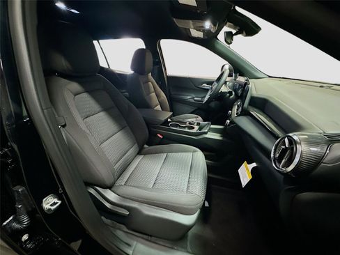 Used 2026 Chevrolet Equinox LT image 31