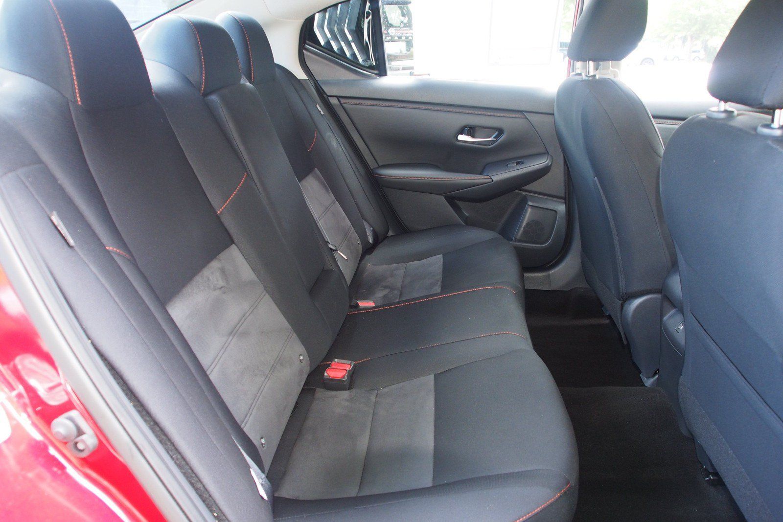 Used 2024 Nissan Sentra SR FWD image 13