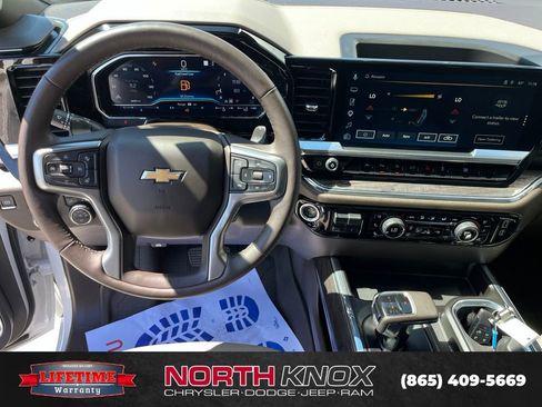 Used 2023 Chevrolet Silverado 1500 LTZ w/ LTZ Convenience Package II AWD/4WD image 8