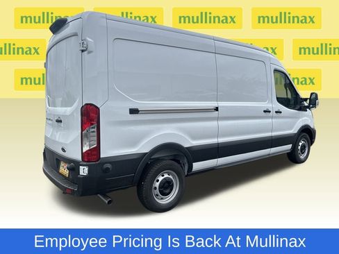 New 2025 Ford Transit 250 148 Medium Roof w/ Load Area Protection Package RWD image 3