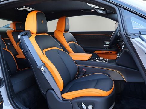 New 2026 Rolls-Royce Spectre Black Badge image 28