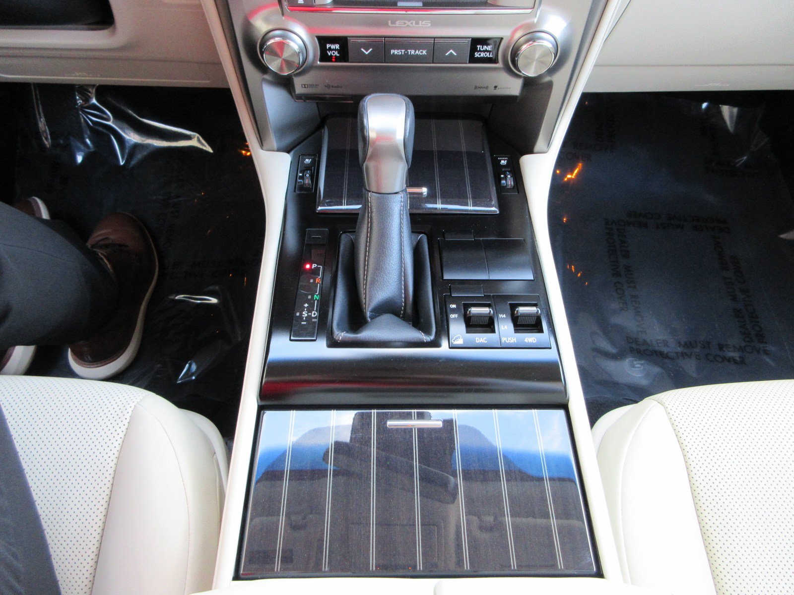 Used 2021 Lexus GX 460 Premium w/ Premium Package AWD/4WD image 45