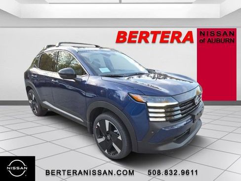 New 2026 Nissan Kicks SR w/ Cold Weather Package image 4