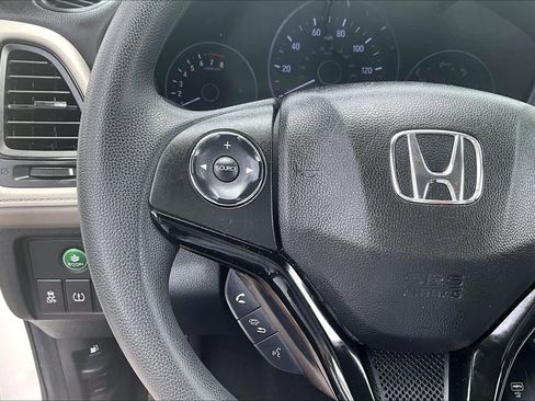 Used 2019 Honda HR-V LX image 23
