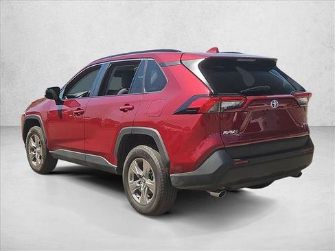 Used 2025 Toyota RAV4 XLE FWD image 8