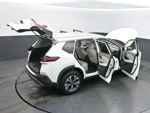Certified 2023 Nissan Rogue SV image 43
