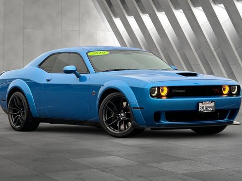 Used 2019 Dodge Challenger R/T Scat Pack image 1