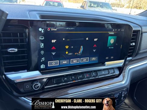 Used 2024 Chevrolet Silverado 1500 LT AWD/4WD image 19