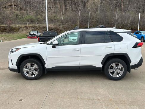 Certified 2025 Toyota RAV4 XLE image 15