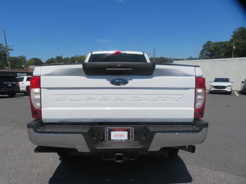 Used 2022 Ford F250 XL w/ STX Appearance Package AWD/4WD image 5