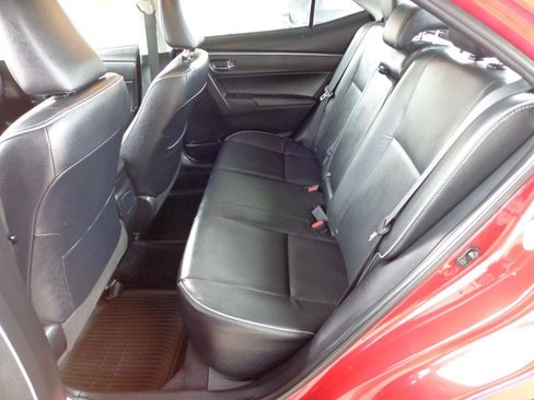Used 2015 Toyota Corolla LE Premium FWD image 18