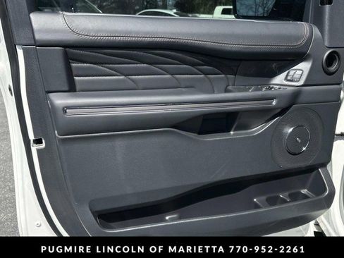 Used 2024 Ford Expedition Max Platinum image 10