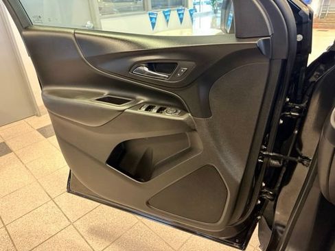 Used 2019 Chevrolet Equinox LT FWD image 15
