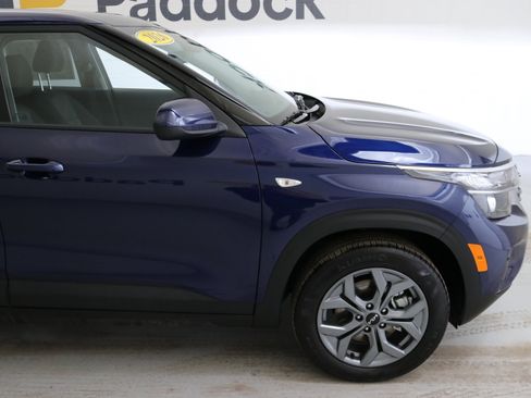 Used 2026 Kia Seltos LX image 11