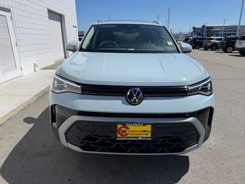 New 2026 Volkswagen Taos SE AWD/4WD image 9