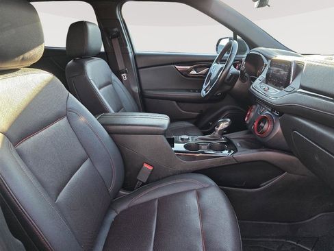 Used 2021 Chevrolet Blazer RS w/ Enhanced Convenience Package image 8