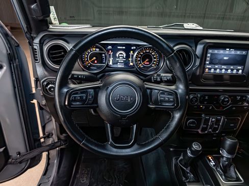 Used 2022 Jeep Wrangler Unlimited Sport image 15