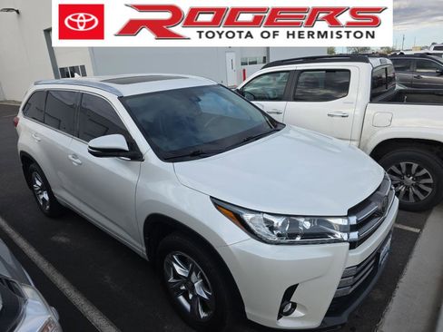 Used 2019 Toyota Highlander Limited image 1