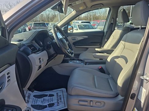 Used 2022 Honda Pilot Special Edition image 9