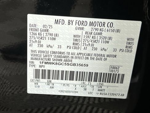 Used 2025 Ford Explorer ST w/ Sun And Sound Package image 39