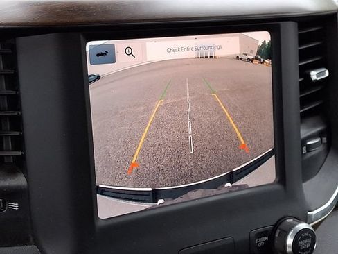 Used 2022 RAM 1500 Laramie AWD/4WD image 4