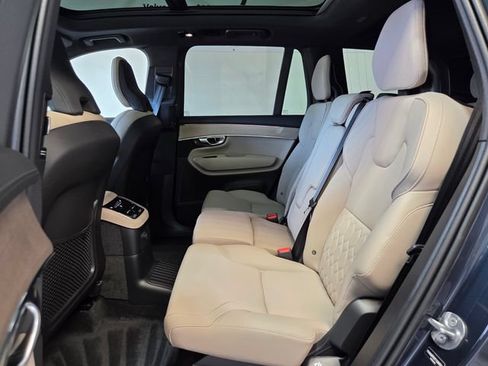New 2026 Volvo XC90 T8 Plus w/ Protection Package Premier AWD/4WD image 14