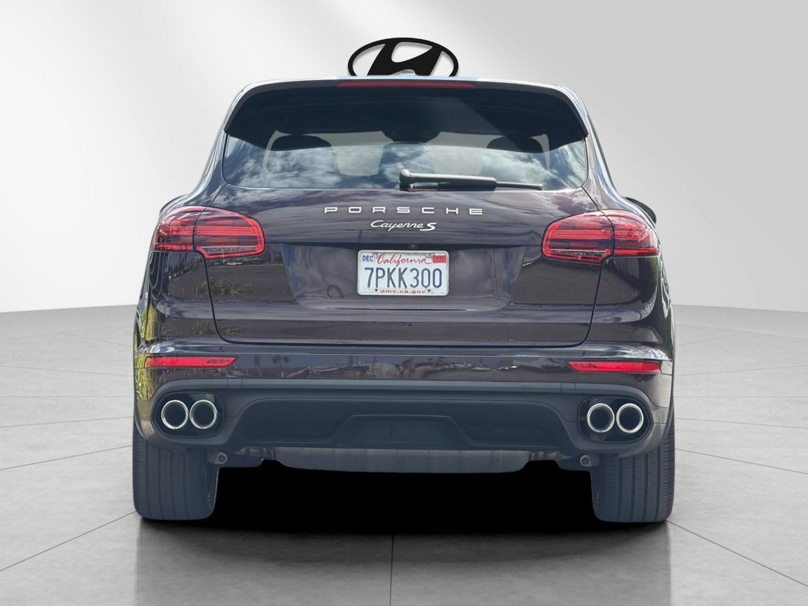 Used 2016 Porsche Cayenne S AWD/4WD image 4