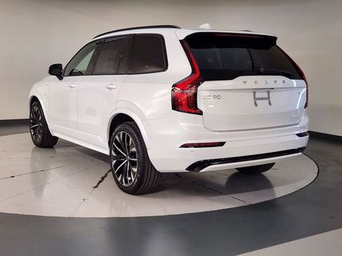 New 2026 Volvo XC90 T8 Ultra w/ Lounge Package image 6