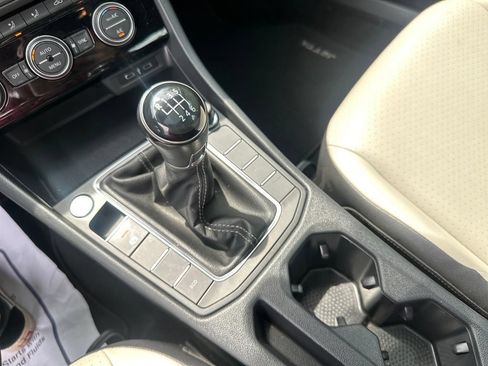 Used 2021 Volkswagen Jetta R-Line FWD image 29