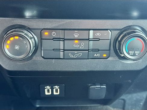 Used 2020 Ford F150 XLT image 18