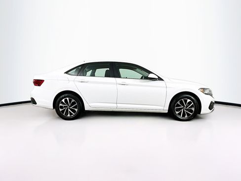 Used 2024 Volkswagen Jetta S image 10