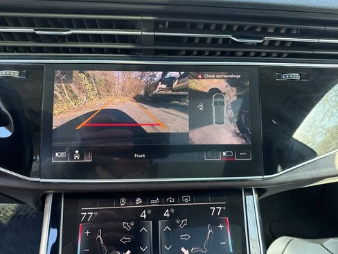 Used 2019 Audi Q8 Premium Plus image 17