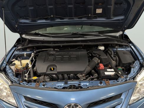 Used 2012 Toyota Corolla LE FWD image 25