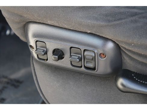 Used 2003 Dodge Ram 3500 Truck SLT image 11