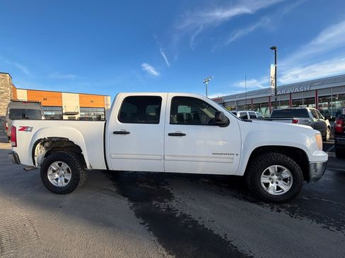 Used 2007 GMC Sierra 1500 SLE w/ SLE/SLT Trailering Package image 5