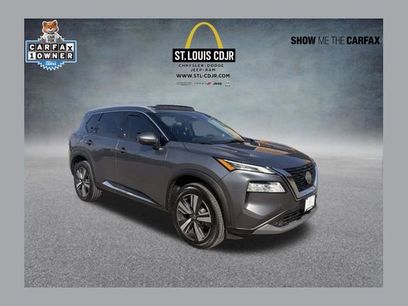 Used 2021 Nissan Rogue SL w/ Premium Package