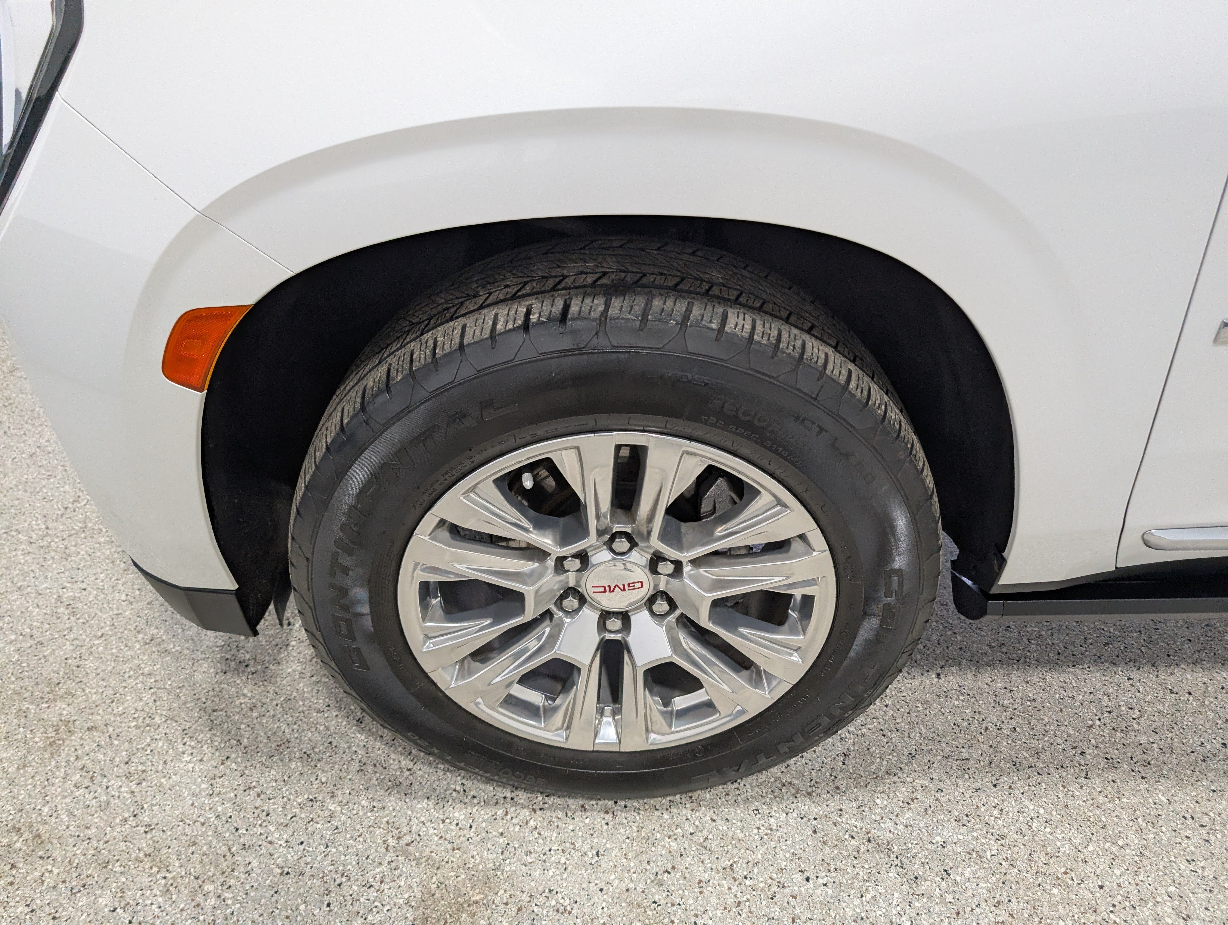 Used 2022 GMC Yukon Denali AWD/4WD image 11