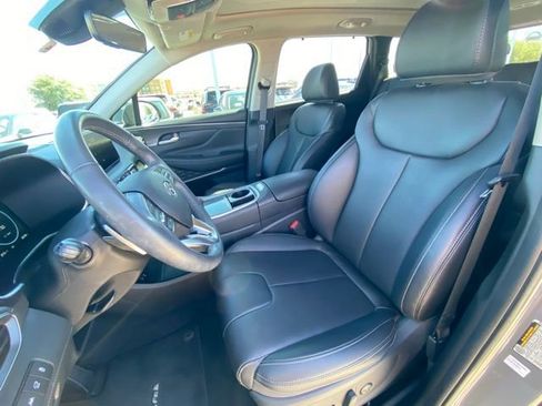 Used 2023 Hyundai Santa Fe SEL Premium image 11