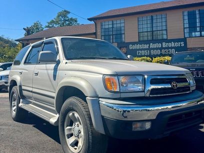 Used 2000 Toyota 4Runner SR5 w/ Upgrade Value Pkg 4