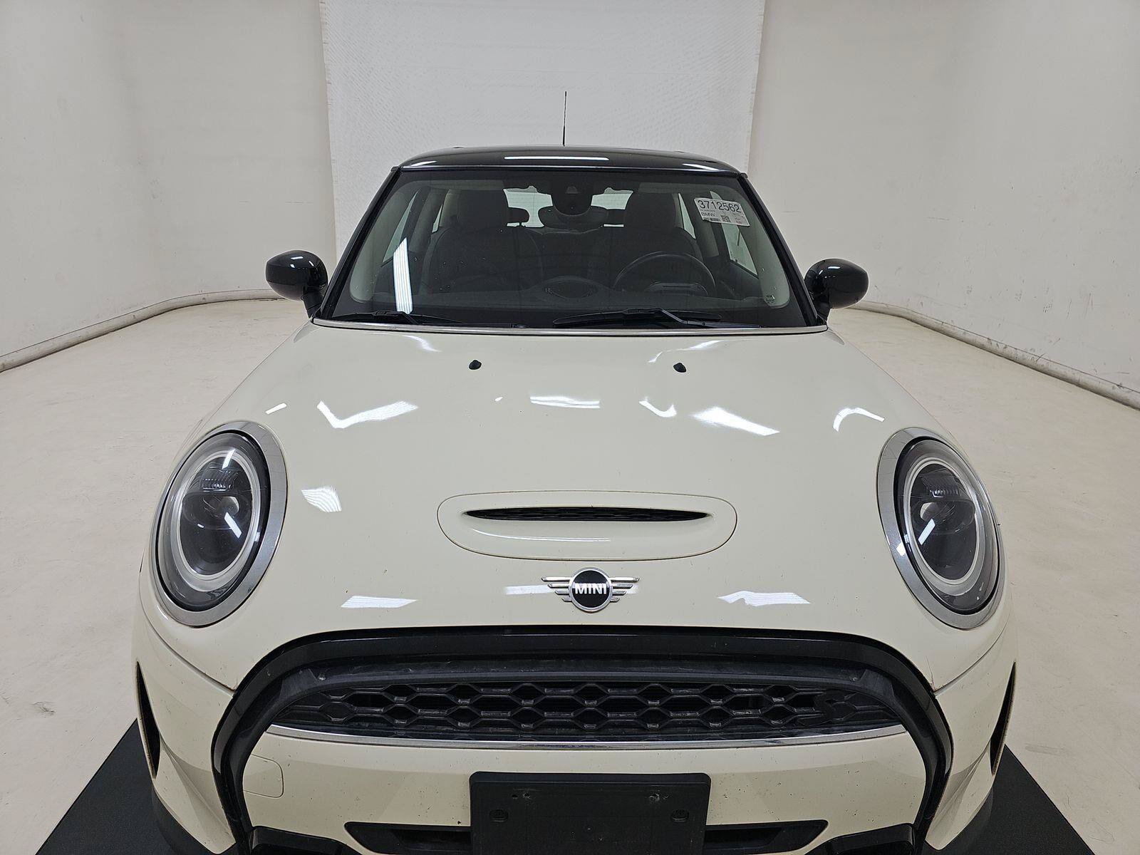Used 2022 MINI Cooper S FWD image 3