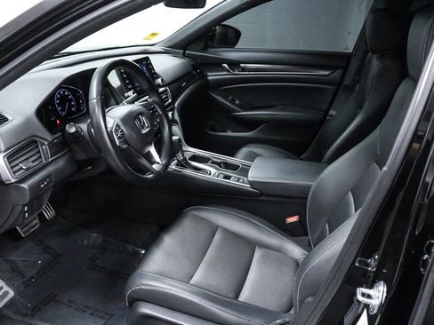 Used 2021 Honda Accord Sport image 18