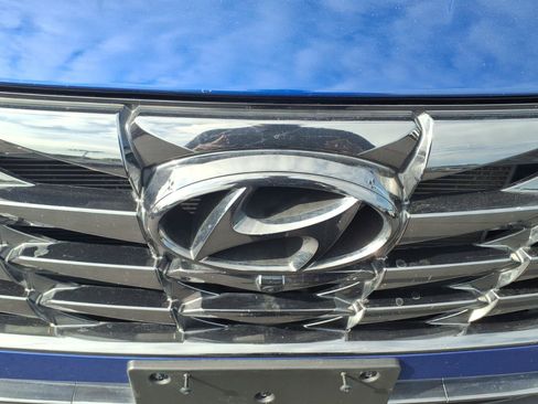 Certified 2023 Hyundai Tucson Limited AWD/4WD image 12