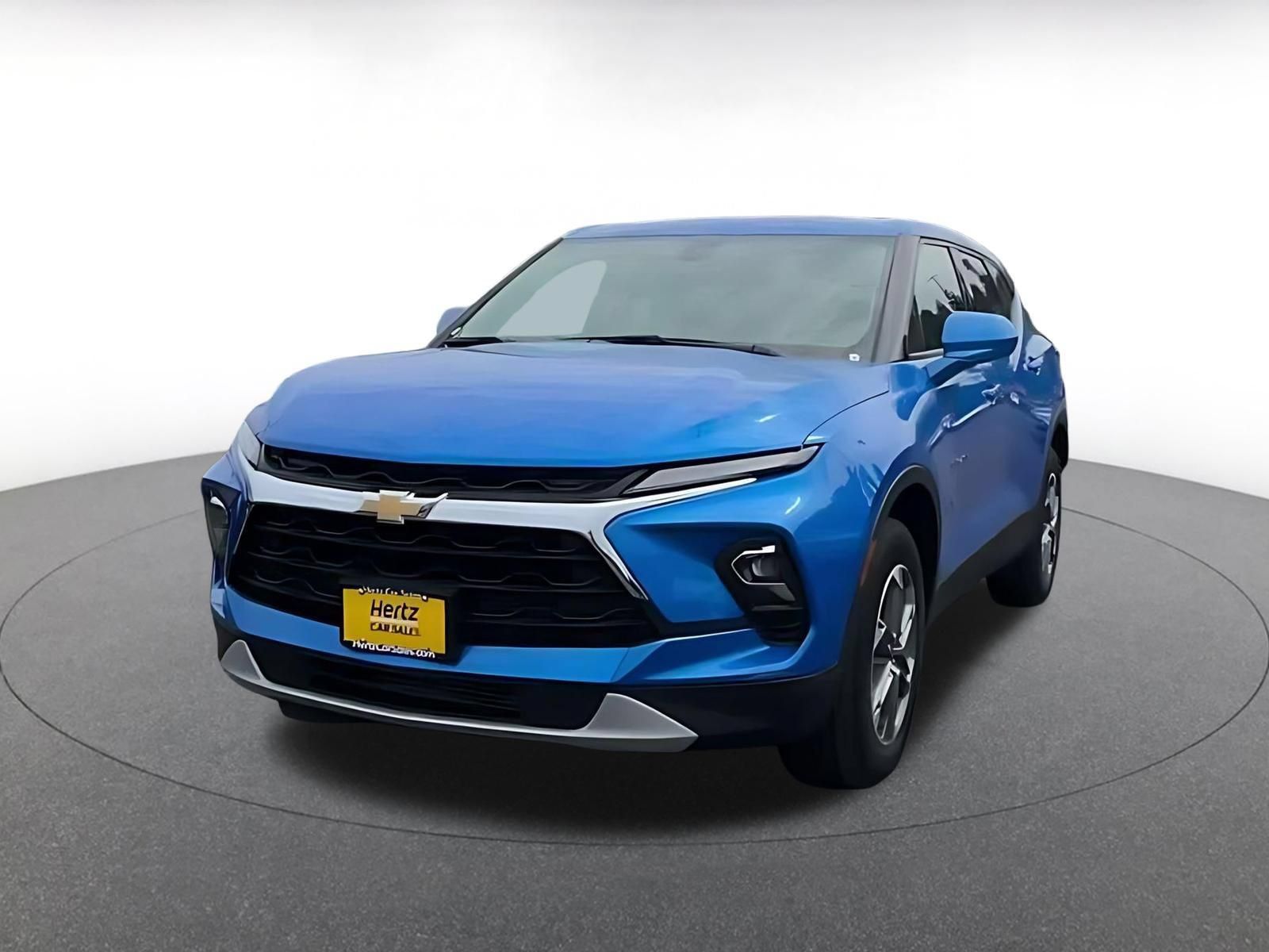 Used 2025 Chevrolet Blazer LT FWD image 6