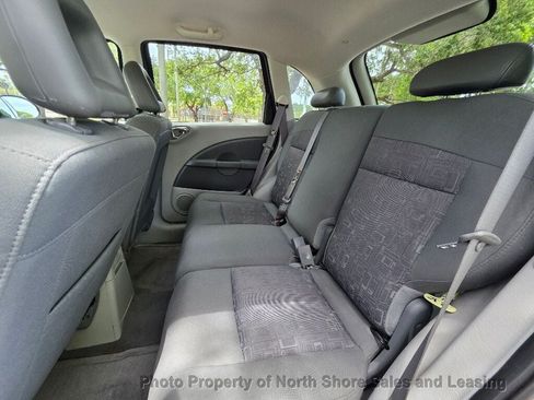 Used 2007 Chrysler PT Cruiser Touring w/ Fleet Value Group I FWD image 10