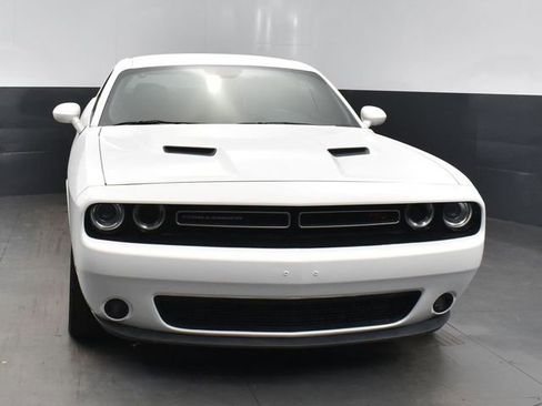 Used 2018 Dodge Challenger R/T RWD image 20