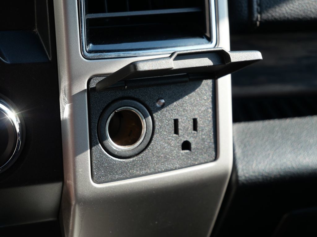 Certified 2019 Ford F150 Lariat AWD/4WD image 36